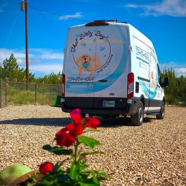 Mobile Pet Grooming That Dirty Dog! Pet Grooming